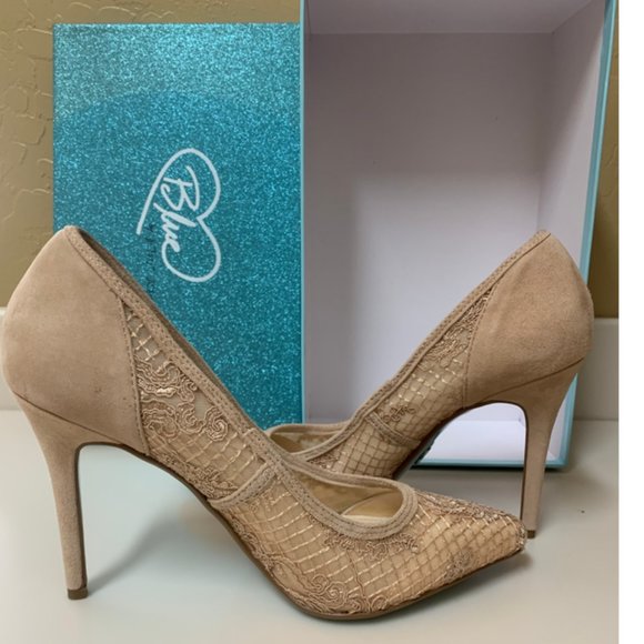 Betsey Johnson Nessa Pumps - Picture 3 of 8